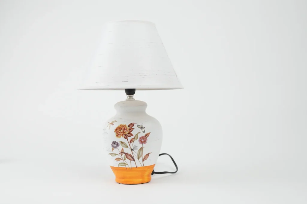 Lampă (Model Floral)