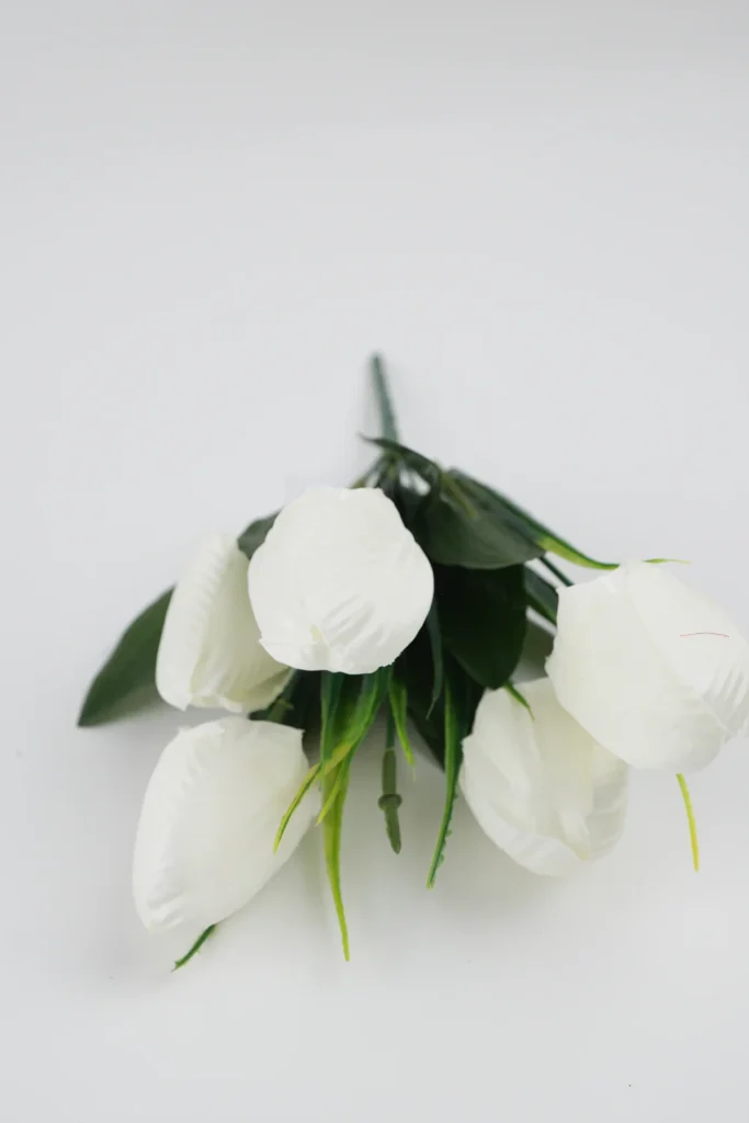 Buchet Lalele Artificiale (Alb)